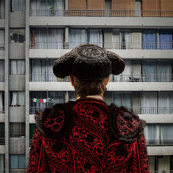 3.-UnaCabezaenlaPared-still-2